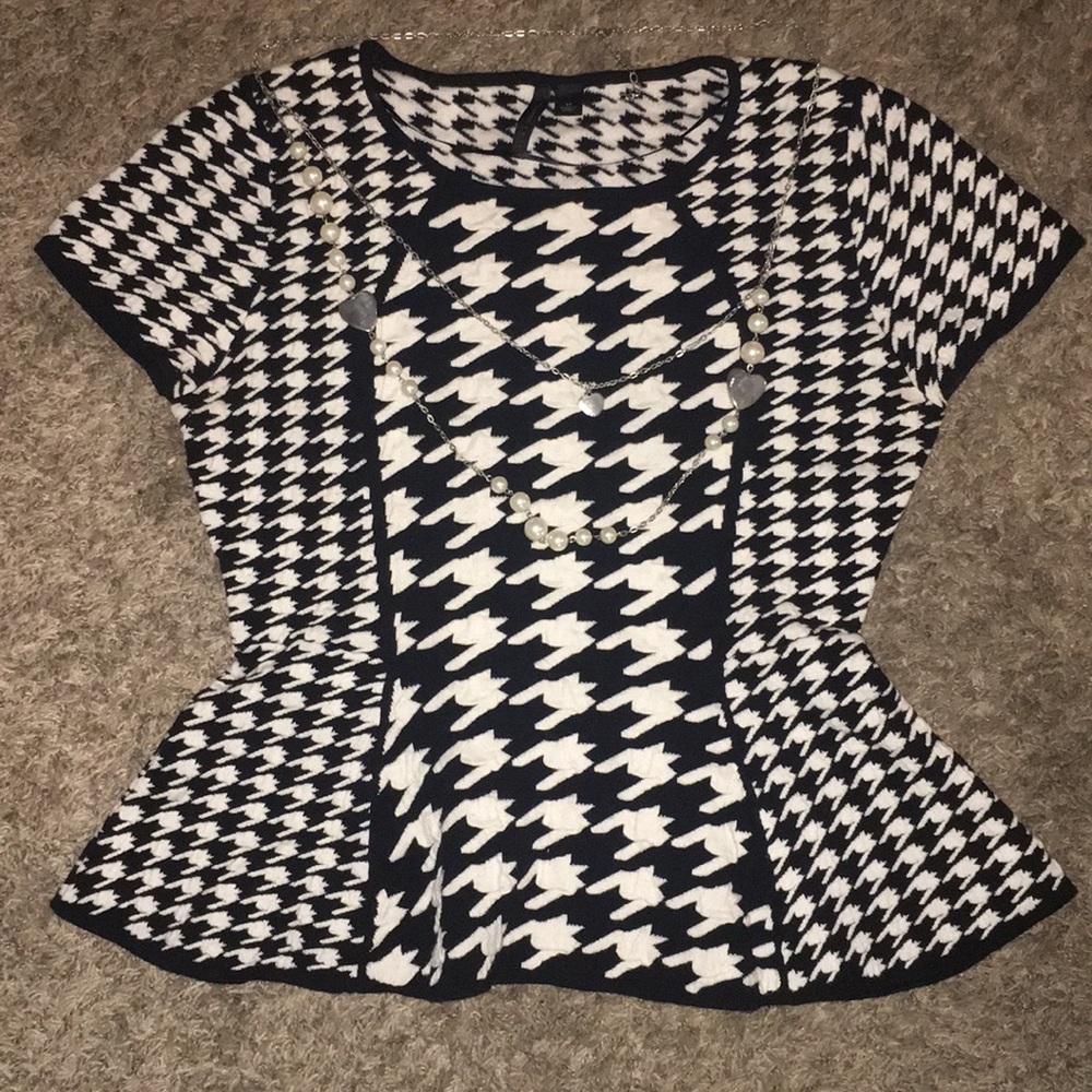Elle Collection size M women’s blouse